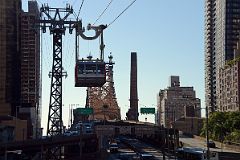 02 New York City Roosevelt Island Tramway Going Over The Ed Koch Queensboro Bridge In Manhattan.jpg